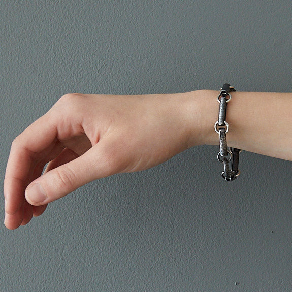 HerbertandWilks Modernist Wrapped Chain Bracelet close up